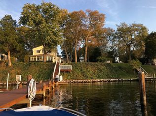 137 Edgewater Dr, Edgewater, MD 21037
