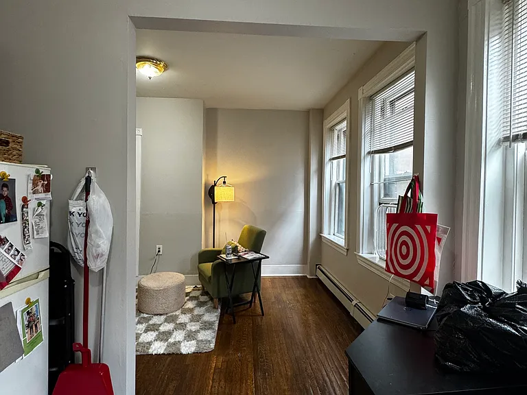 55 Revere St #2R — Photo 6
