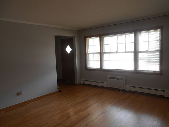 3rd image of 2000 N Parkside Dr #2C