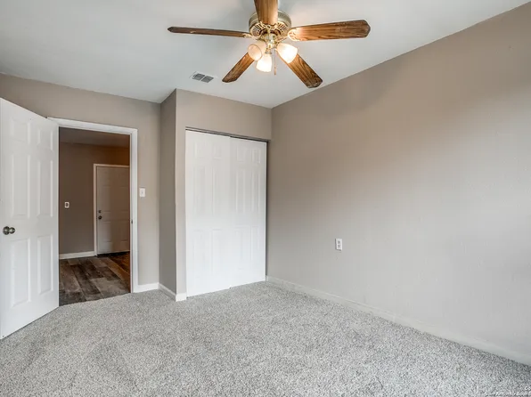 12443 Command Post St, San Antonio, TX 78233