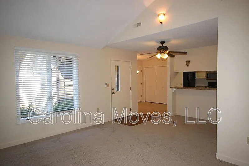 2 bed, 2.0 bath, 1100 sqft, $1,450 — Photo 4