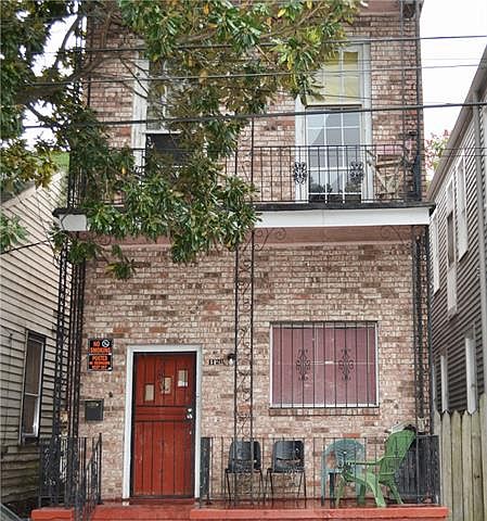 1st image of 1126 Melpomene St