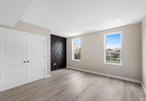 4th image of 2041 N 8th St #B