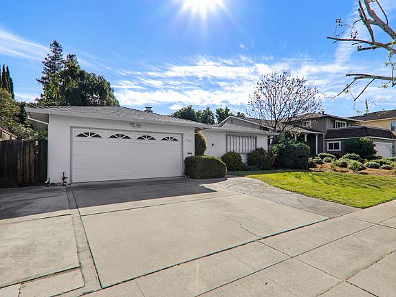 2nd image of 1248 Glen Haven Dr