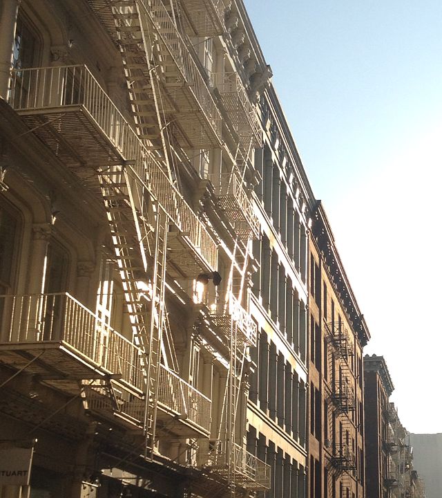 1st image of 240 Mulberry St APT 5