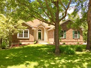608 Newcastle Dr, Rolla, MO 65401