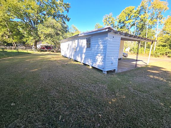 3rd image of 304 Laurel St