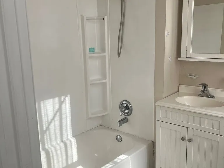 359 Walnut Ave SW — Photo 9