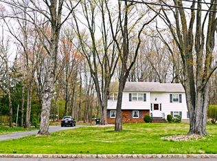 19 Gerard Ave, Basking Ridge, NJ 07920