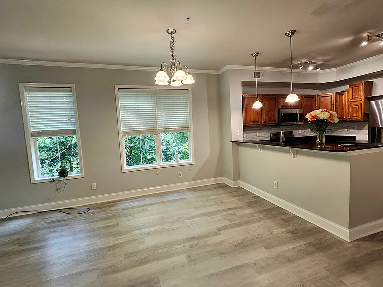 25806 Pollard Rd #100 — Photo 7