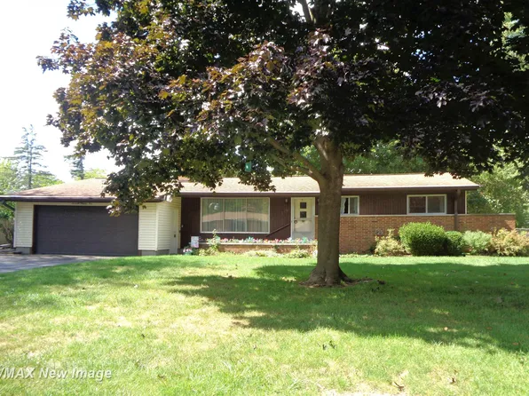 1391 Sauk Ln, Saginaw, MI 48638