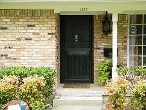 5th image of 1327 Apache Dr
