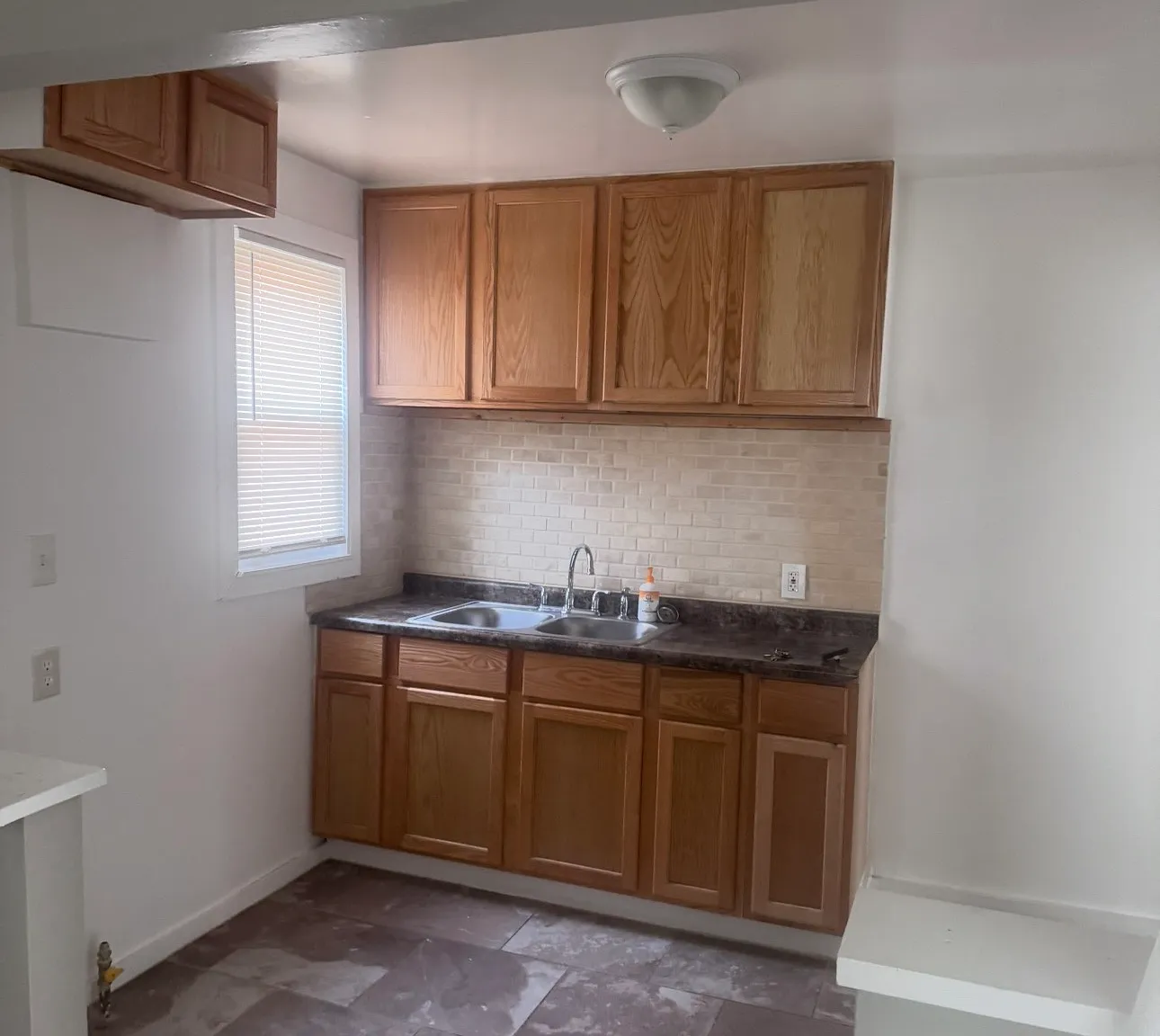 3 bed, 1020 sqft, $1,525 — Photo 2