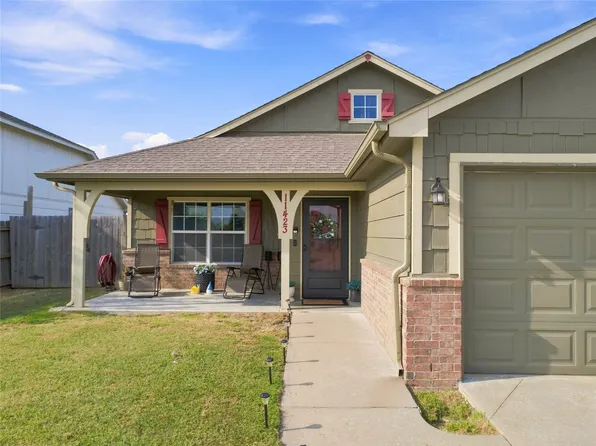 11423 E 110th Pl N, Owasso, OK 74055