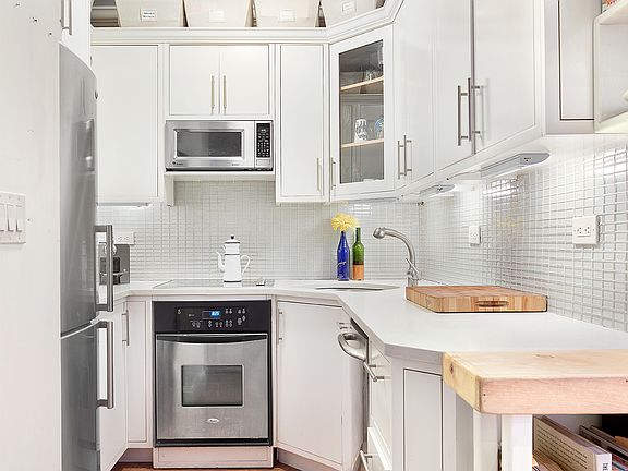 4th image of 80 Park Ave APT 5L