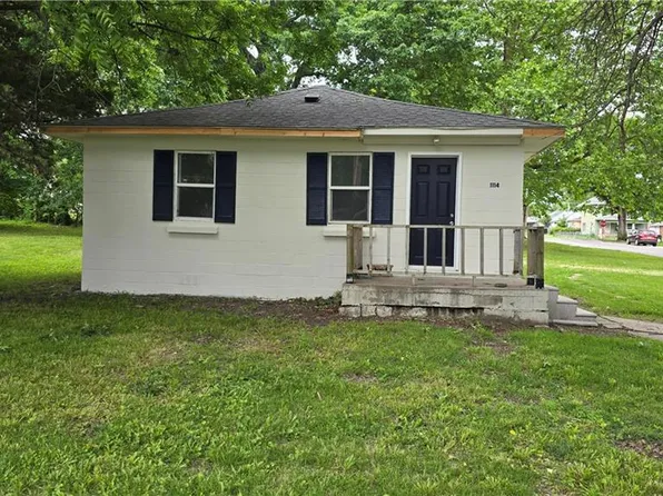 1114 Comstock St, Chillicothe, MO 64601