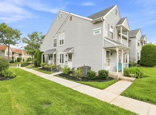 988 Scotswood Ct, Mount Laurel, NJ 08054