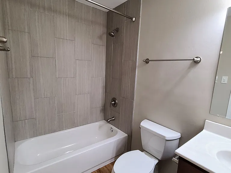 Willowbrook Apartment Homes — Photo 99