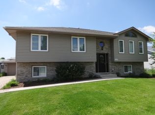 2113 Cumberland Dr, Plainfield, IL 60586