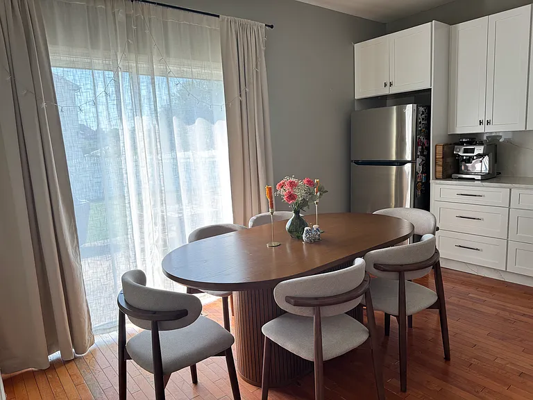 35 Lois Ln — Photo 20