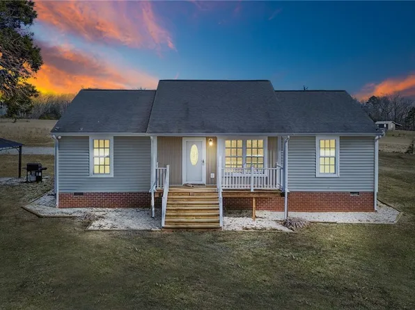 4160 Robertson's Rd, Blackstone, VA 23824