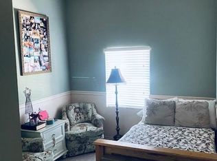 115 S Orange Ave, Rialto, CA 92376