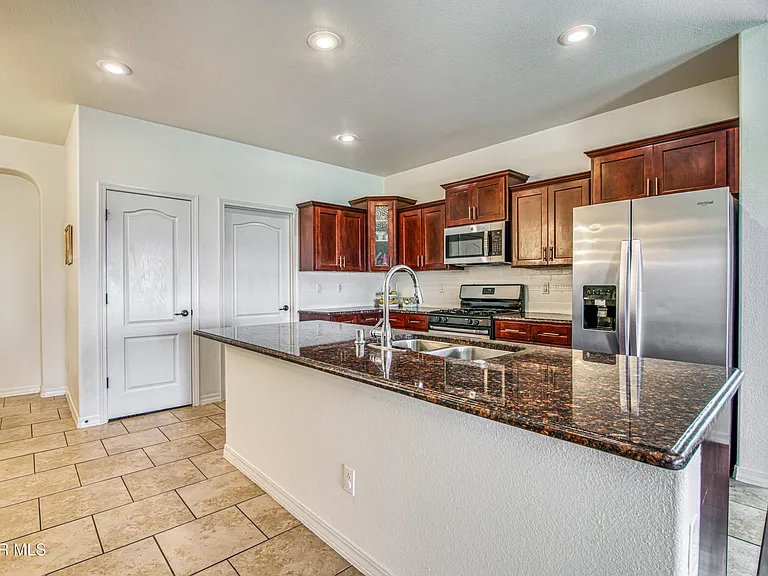 7751 Enchanted Path Dr — Photo 18
