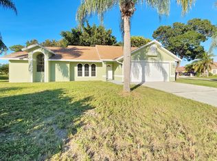 581 SW College Park Rd, Port Saint Lucie, FL 34953