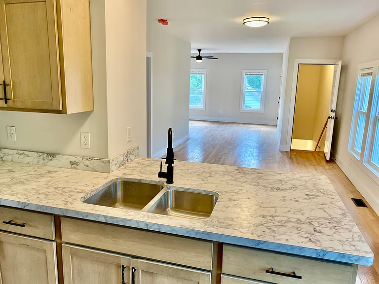320 Greenway Ave #1 — Photo 11