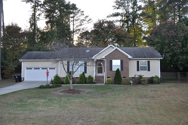 1st image of 224 Beale Dr