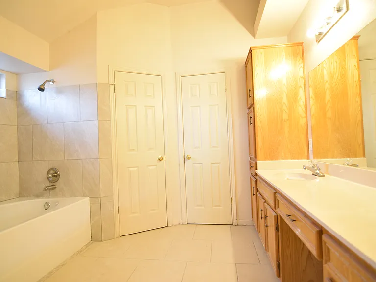 4201 Carolyn Dr — Photo 14