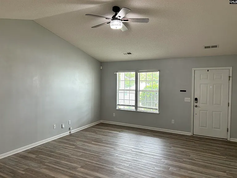 415 Dahoon Dr — Photo 6