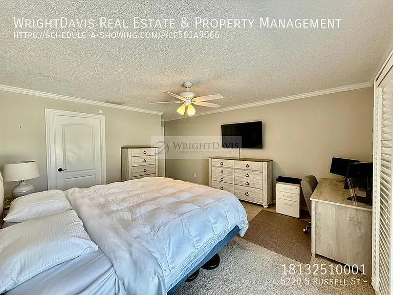 5220 S Russell St #32 — Photo 26