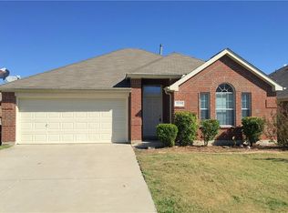2041 Brook Mdw, Forney, TX 75126