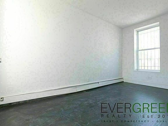 5th image of 1930 Pacific St APT 3