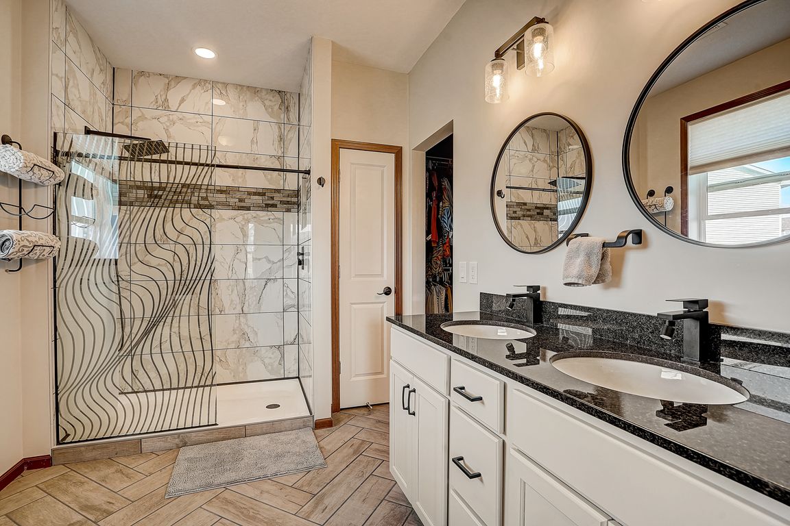 1191 Danube Ave, Shakopee, MN 55379 Zillow