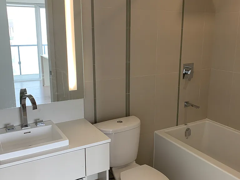 101 Peter St #3811 — Photo 10