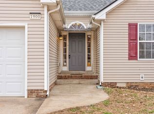 1900 Patton Rd, Clarksville, TN 37042