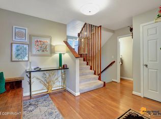 4061 Lakeridge Ct, Anchorage, AK 99502