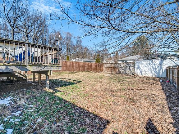 4th image of 2719 Mohican Blvd