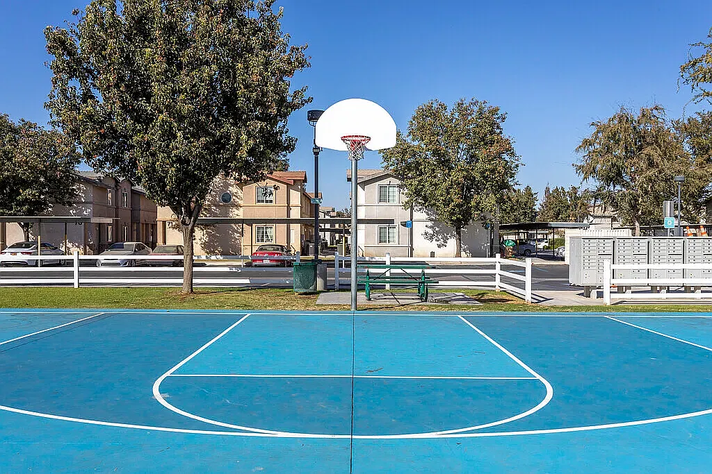 Golden Valley Luxury Apartments — Photo 4