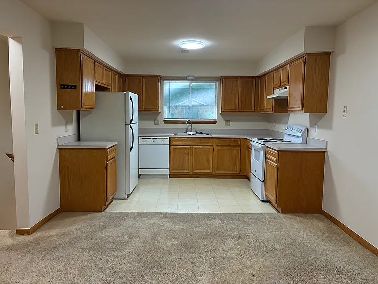 30346 Wedgewood Cir — Photo 7