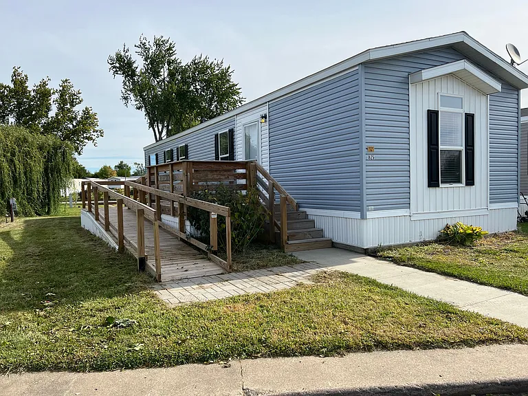 Cedar Terrace — Photo 6