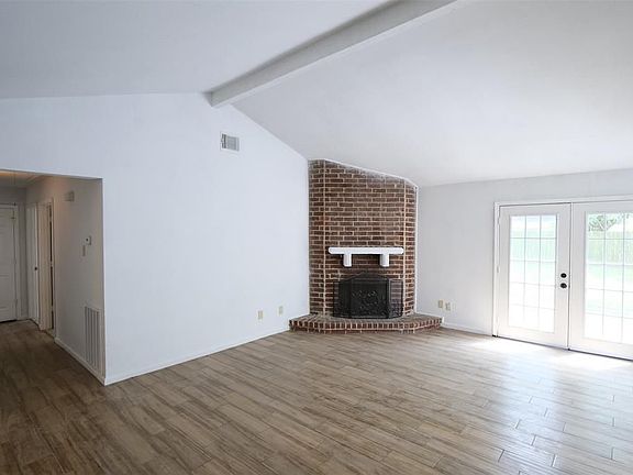 5th image of 22411 Red River Dr