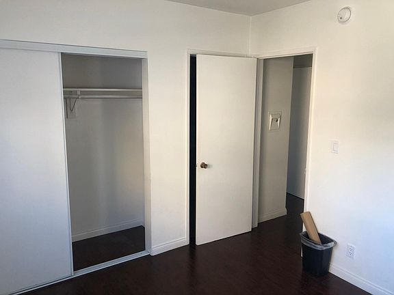 3rd image of 1444 Barry Ave #8