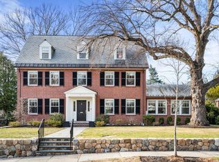 3 Cleveland Rd, Brookline, MA 02445