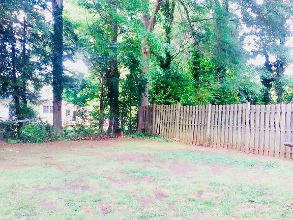 Big private , Fenced backyar