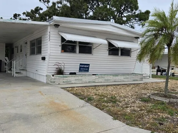 5027 4th St W #29, Bradenton, FL 34207