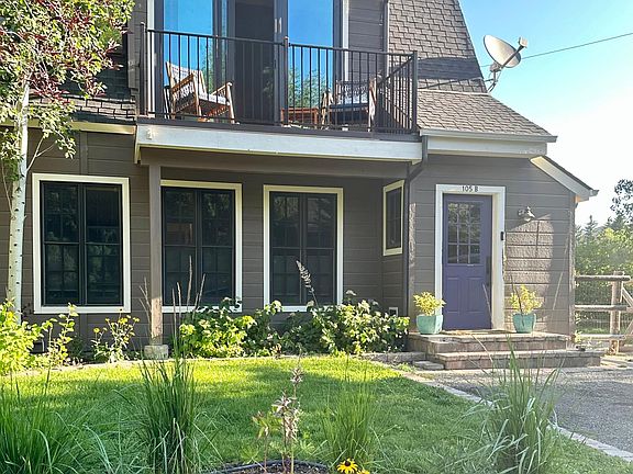 105 Buss Elle, Unit B - 1/2 mile from Sun Valley Ski Resort