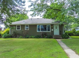 478 10th Ave NW, New Brighton, MN 55112